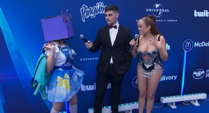 AriGameplays conduce la alfombra azul de los Premios ESLAND 2023