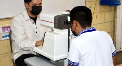 Inicia programa 'Abre los ojos' de lentes gratuitos en escuelas de Santa Catarina