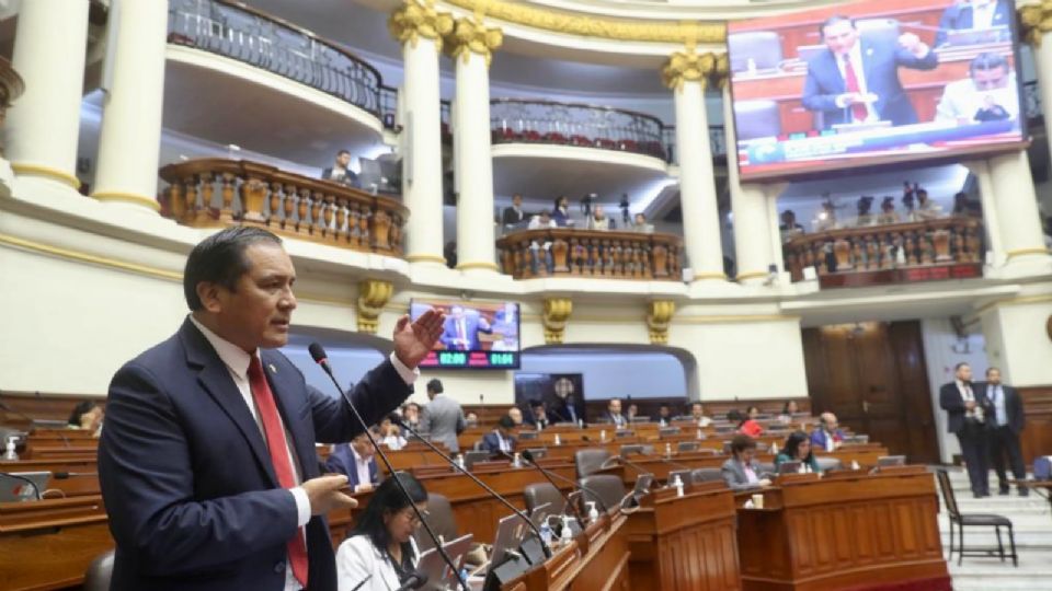 Pleno del Congreso en votación para el adelanto de las elecciones generales.