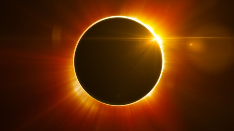 Eclipse solar híbrido será visible este 2023 | Especial.