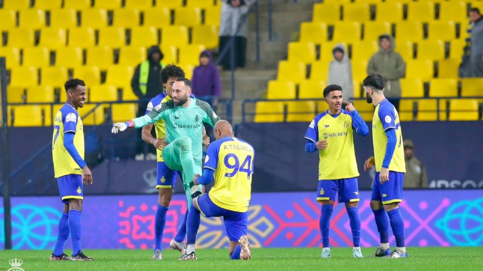 Los futbolistas del Al Nssr en su victoria en el partido de este viernes