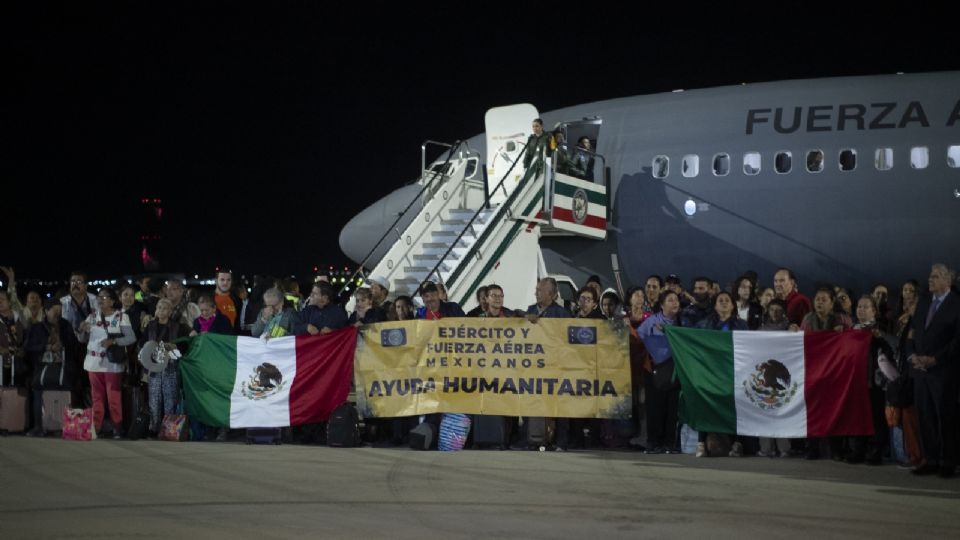 Un avión de la Fuerza Aérea Mexicana con mexicanos provenientes de Israel.