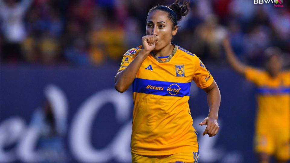 Stephany Mayor, en su festejo contra el Atlético de San Luis