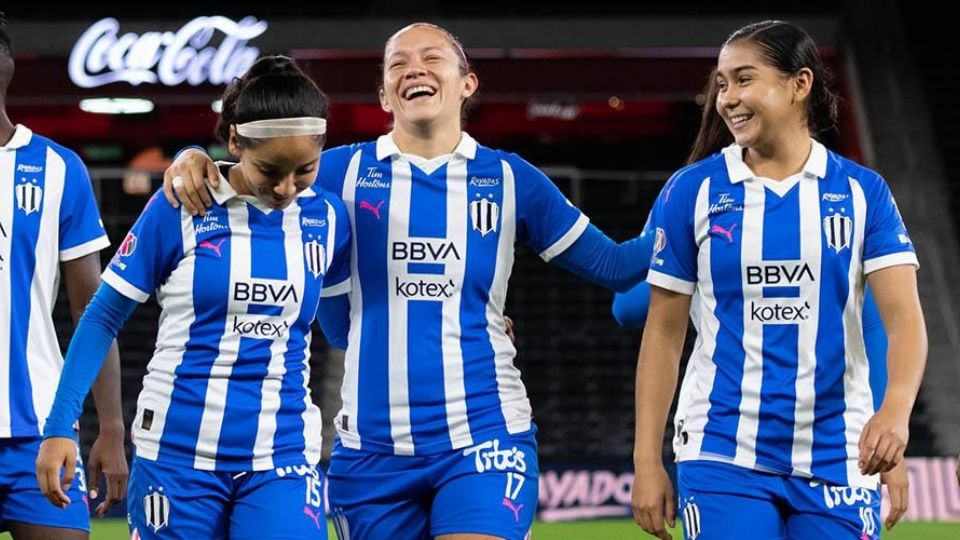 Las jugadoras de Rayadas, festejando el triunfo ante Mazatlán