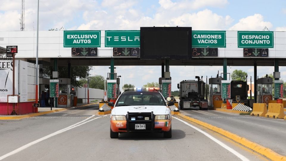 Patrulla fronteriza en el Puente Colombia