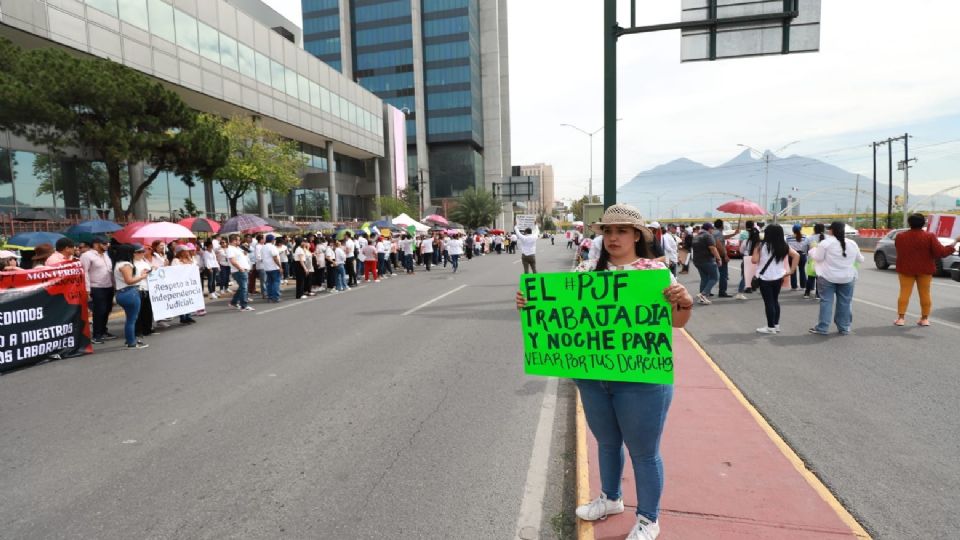 Protestas de trabajadores del Poder Judicial en Nuevo León