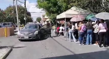 Denuncian fila de hasta 7 horas en Banco del Bienestar, en San Nicolás