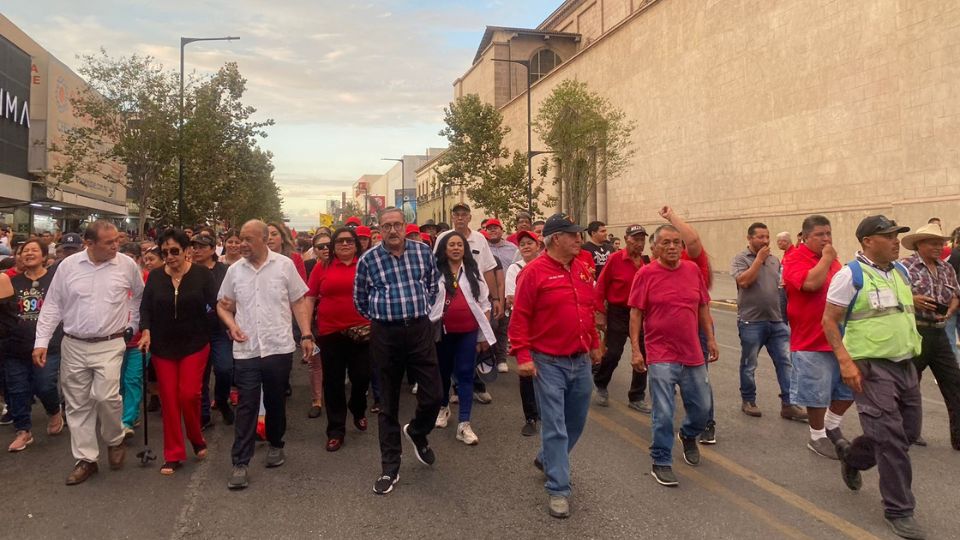 Marcha en el centro de Monterrey.