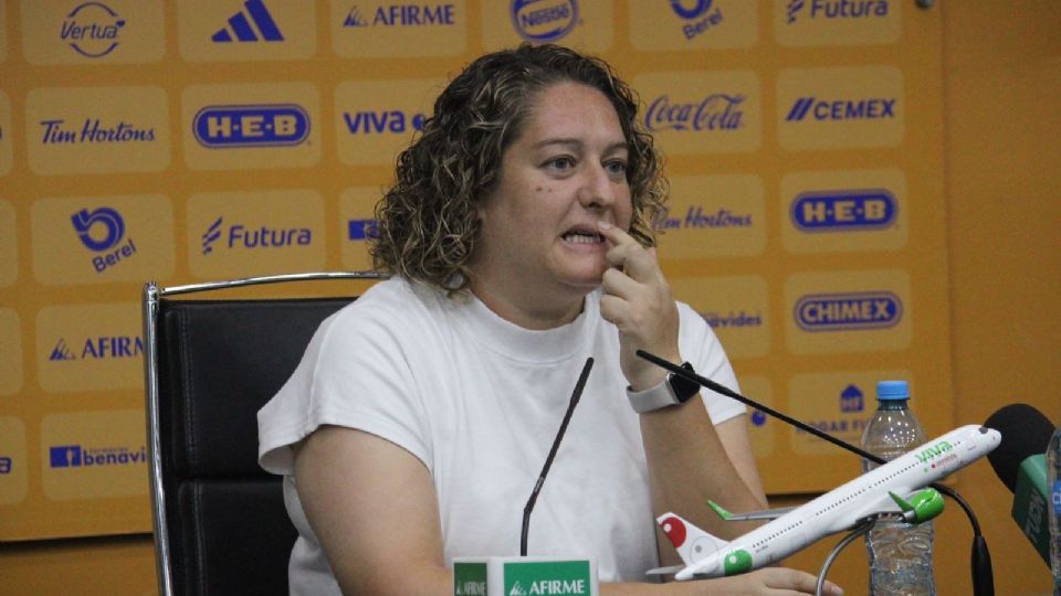 Milagros Martínez, entrenadora de Tigres Femenil