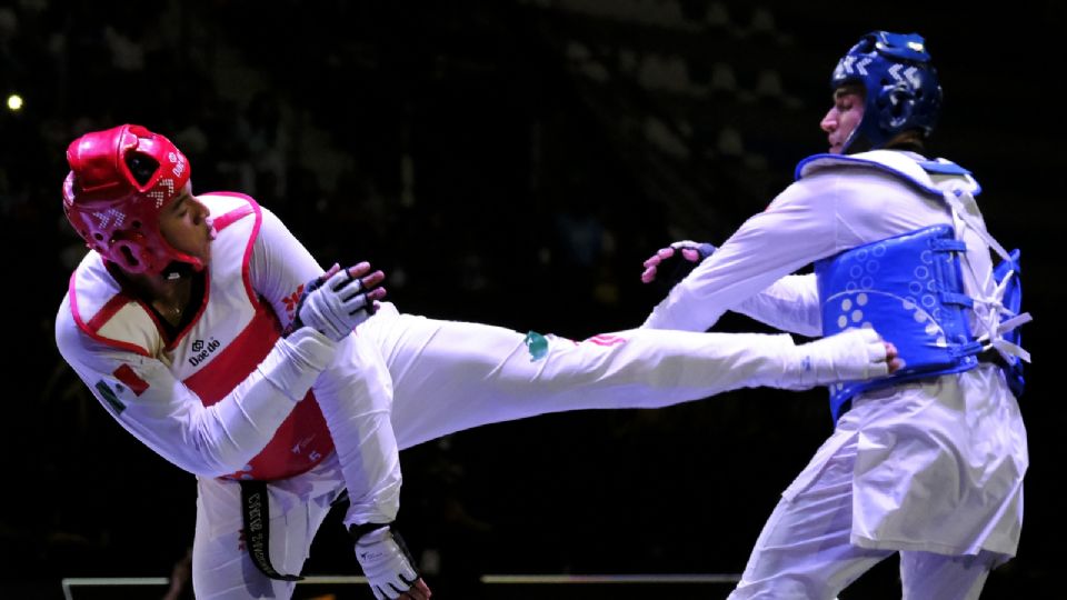 Carlos Sansores durante el Campeonato Mundial de Taekwondo Guadalajara 2022.