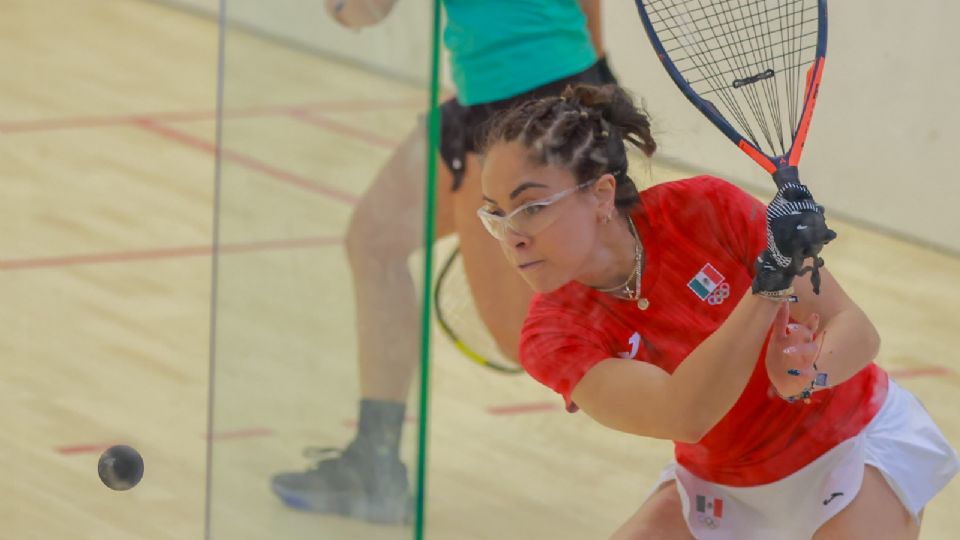 La mexicana Paola Longoria consiguió su cuarto título consecutivo en los Panamericanos al derrotar a la también mexicana Montserrat Mejía.