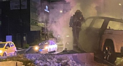 Muere automovilista tras choque e incendio de vehículo en San Pedro