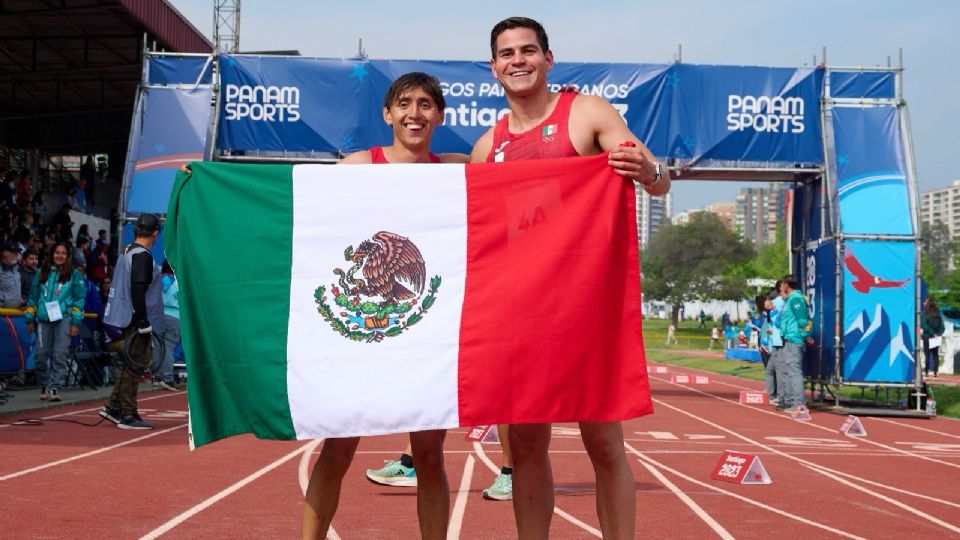 El equipo integrado por Emiliano Hernández y Duilio Carrillo dieron una dura batalla y consolidaron su triunfo en la última especialidad (láser run).