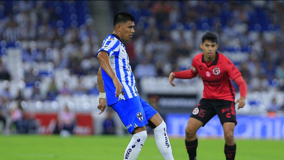 Jesús Gallardo durante el juego ante Xolos de Tijuana.