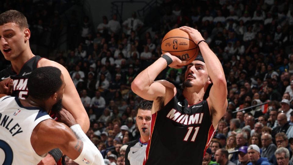 Jaime Jaquez Jr. disputó su primer juego como titular en la NBA, pero Miami Heat fue superado por Minnesota Timberwolves.