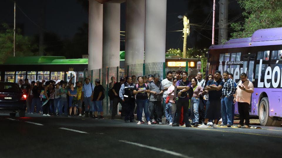 Usuarios del transporte público.