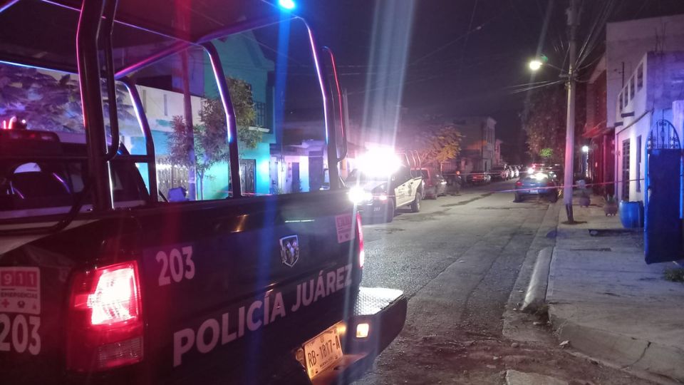 A ambos hechos llegaron elementos de la policía municipal de Juárez y Guadalupe.