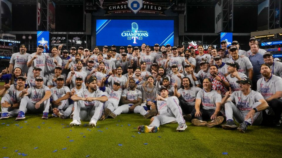 Los Rangers blanquearon 5-0 en el Juego 5 a los Diamondbacks de Arizona para conquistar por primera ocasión el título de las Grandes Ligas.