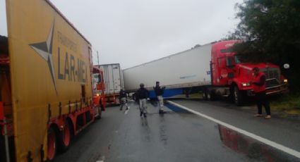 Lluvia dejan accidentes y cierres viales en NL