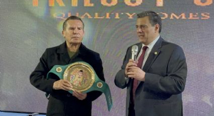 Recibe ‘Canelo’ el premio ‘Julio César Chávez’ a mejor boxeador del año