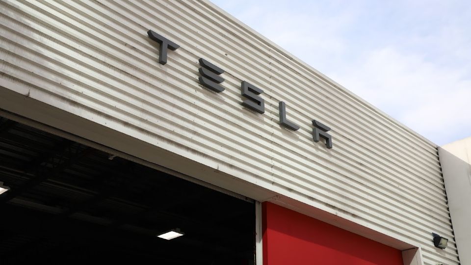 Sucursal Tesla en NL.