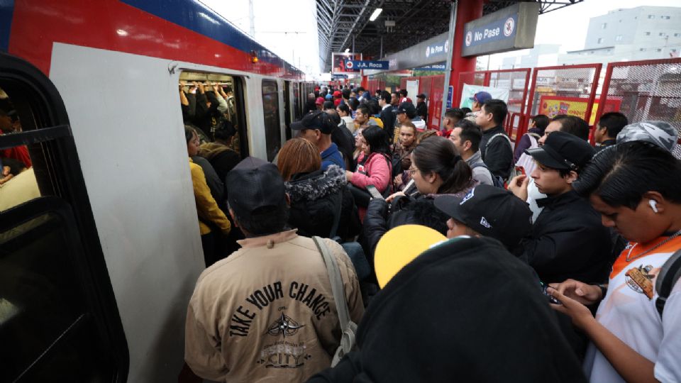 Estación Talleres de la Línea 1 del Metro.