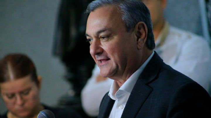 Héctor García exhorta espacios para familiares de pacientes en hospitales