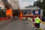 Se incendia tráiler en autopista México-Cuernavaca; cierran la circulación