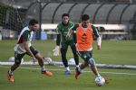 México busca evitar una humillación contra Honduras