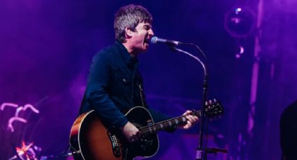 Noel Gallagher pasea en Xochimilco y brinda nostálgico concierto en CDMX