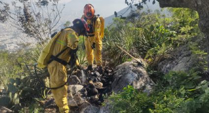 Fogata provoca incendio forestal en el Cerro de las Mitras