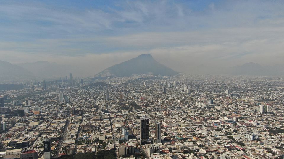 Aire contaminado en el área metropolitana de Monterrey.