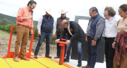 Javier Navarro inaugura proyecto para modernizar canales de riego en Montemorelos