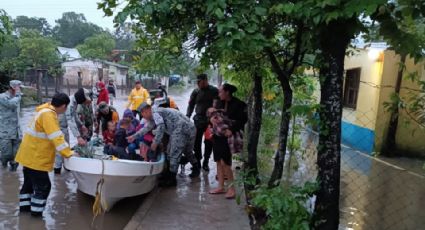 ‘Pilar’ golpea a Tabasco; desalojan a familias por inundaciones