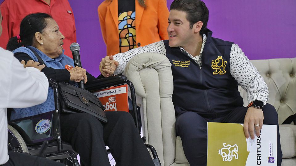 Samuel García durante la conmemoración del primer año del programa 'Vía Vivienda' de Fomerrey.