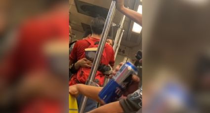 Captan a hombre bebiendo cerveza en el metro de Monterrey