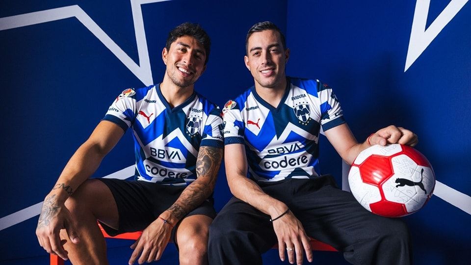 El equipo de Monterrey presentó su tercer uniforme que estará utilizando para el resto del año futbolístico.