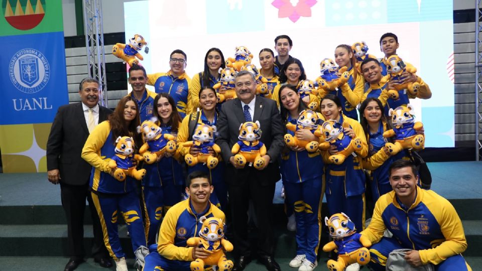 El Rector de la UANL convivió con deportistas para agradecerles haber puesto en alto a la Universidad en competencias nacionales e internacionales.