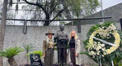 Reubican estatua de Eulalio González 'El Piporro' en Paseo Santa Lucía