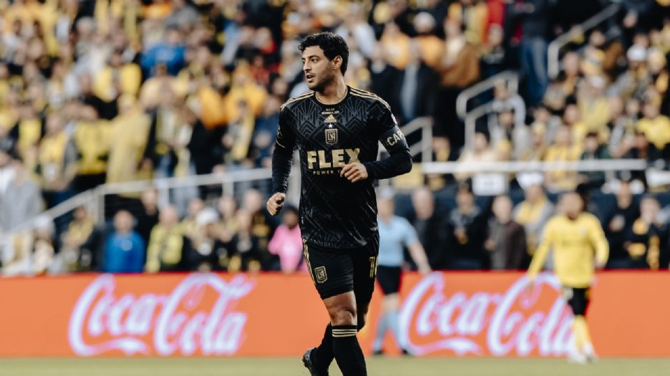 Vela vuelve a casa: El mexicano firma con el LAFC y refuerza su ofensiva