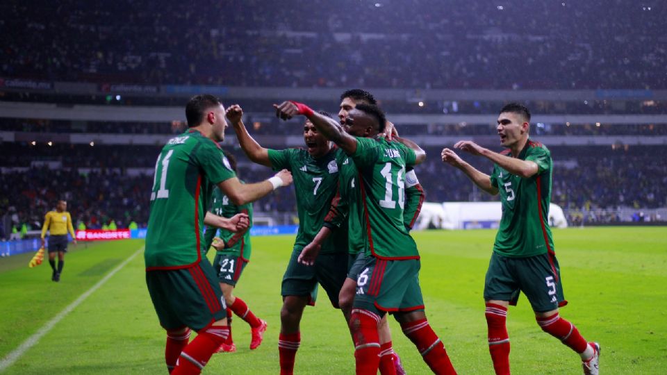 La Selección Mexicana enfrenta hoy a las 18:00 horas a Colombia en Los Angeles, California.