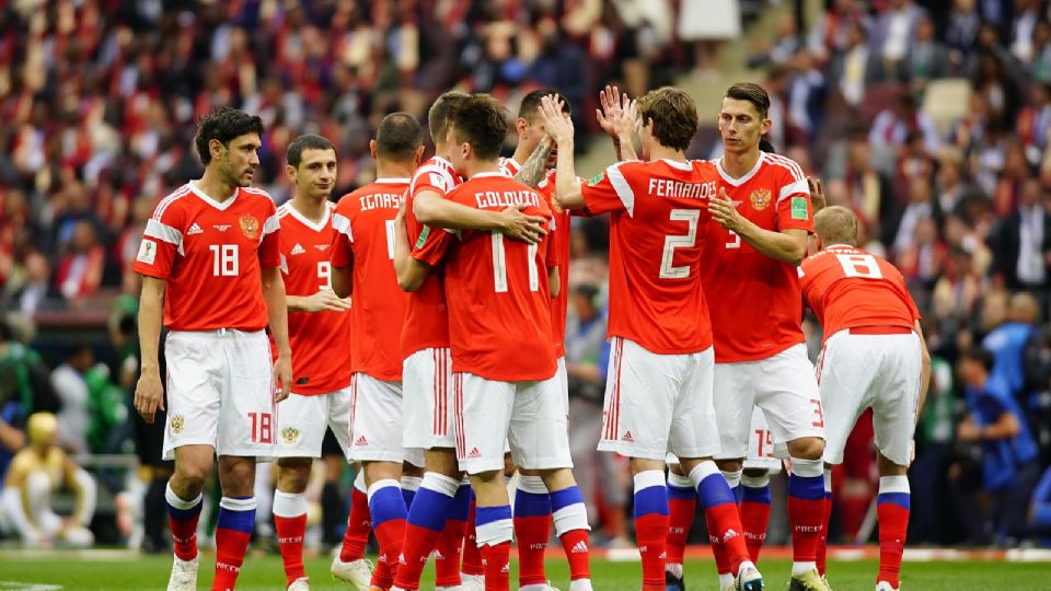 Jugadores del equipo de Rusia durante el juego inaugural de la Copa del Mundo Rusia 2018.