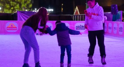 Celebran los regios la MacroNavidad en familia