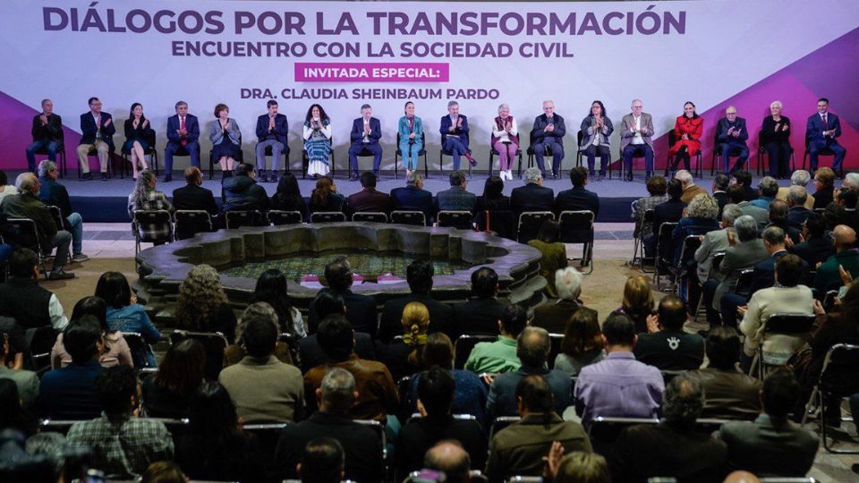 Claudia Sheinbaum en el evento 'Diálogos por la Transformación'.