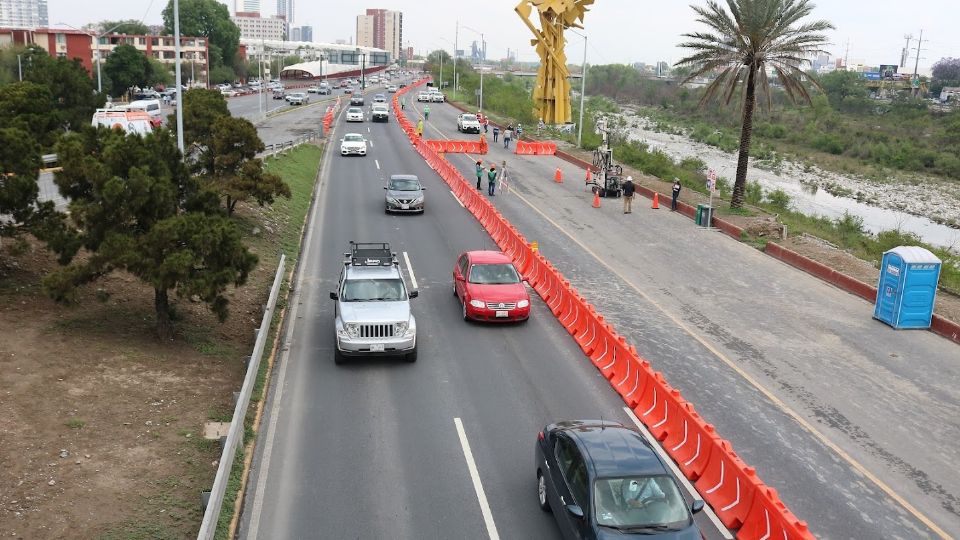 Construcción de la Línea 4 del Metro.