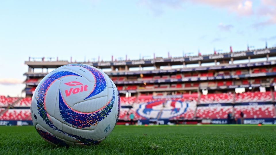 El balón volverá a rodar oficialmente este viernes en las canchas del futbol mexicano, con el inicio de la jornada 1 del Clausura 2024 de la Liga MX.