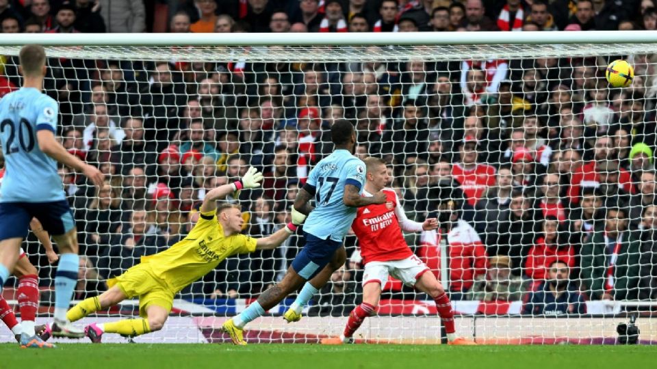 El gol de Ivan Toney contra Arsenal debió ser anulado por un fuera de lugar