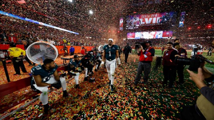Jalen Hurts: "O ganas, o aprendes"