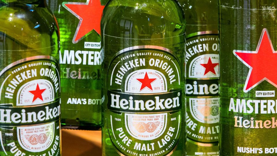 Cervezas Heineken.