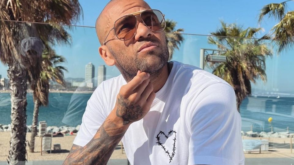 El ex futbolista de Pumas, Dani Alves, está a la espera de la resolución de su solicitud para llevar su proceso en libertad